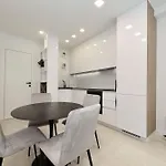 Brkic In - With Balcony * زادار