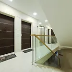 Brkic In - With Balcony شقة زادار