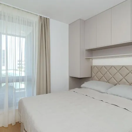 Διαμέρισμα Brkic In - With Balcony Ζαντάρ