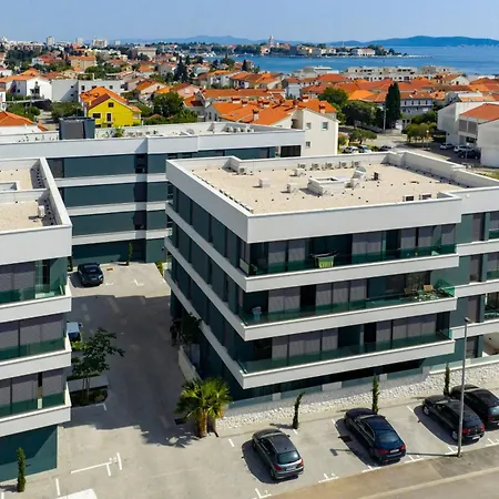 Brkic In - With Balcony Apartment